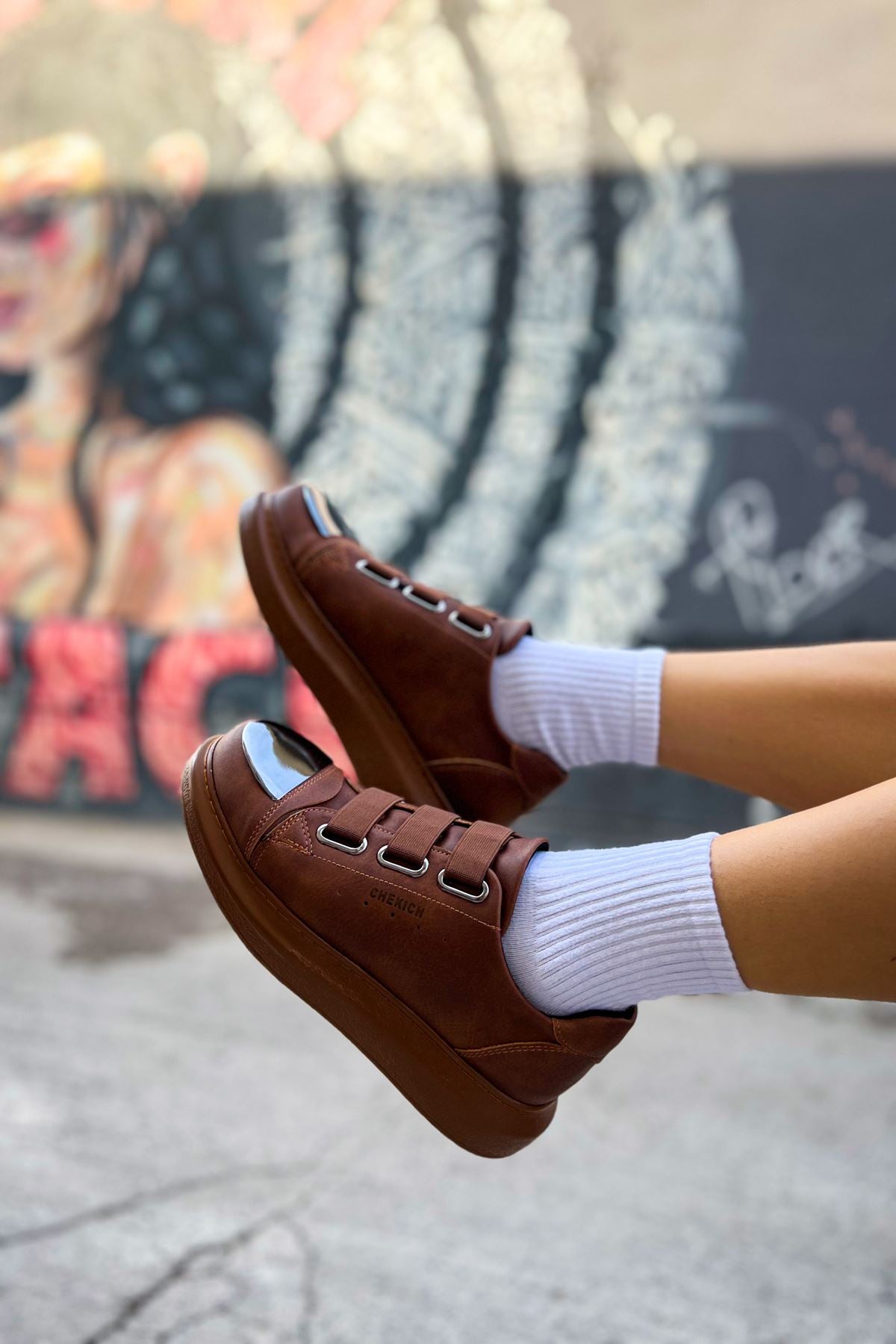 CH251 CRT Mirror Women's Shoes Brown - STREETMODE ™