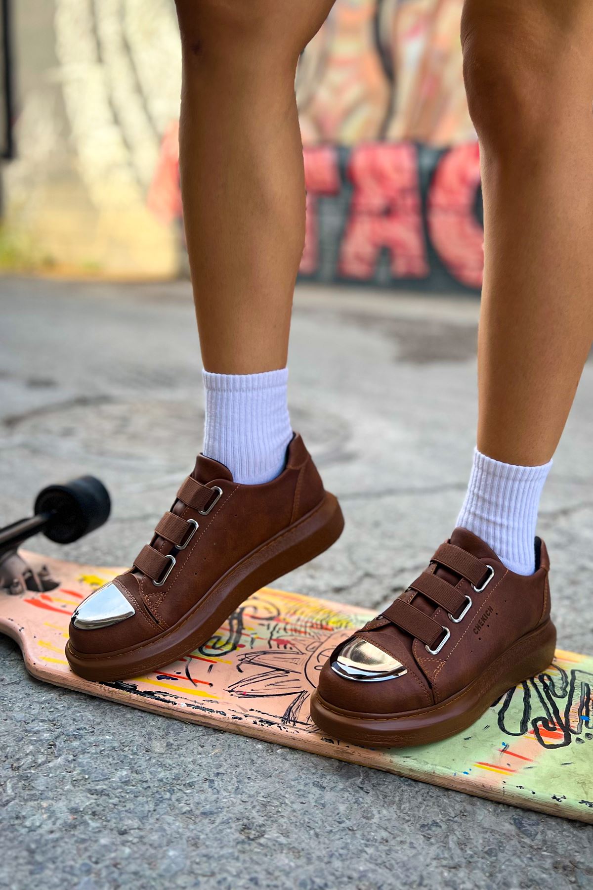 CH251 CRT Mirror Women's Shoes Brown - STREETMODE ™