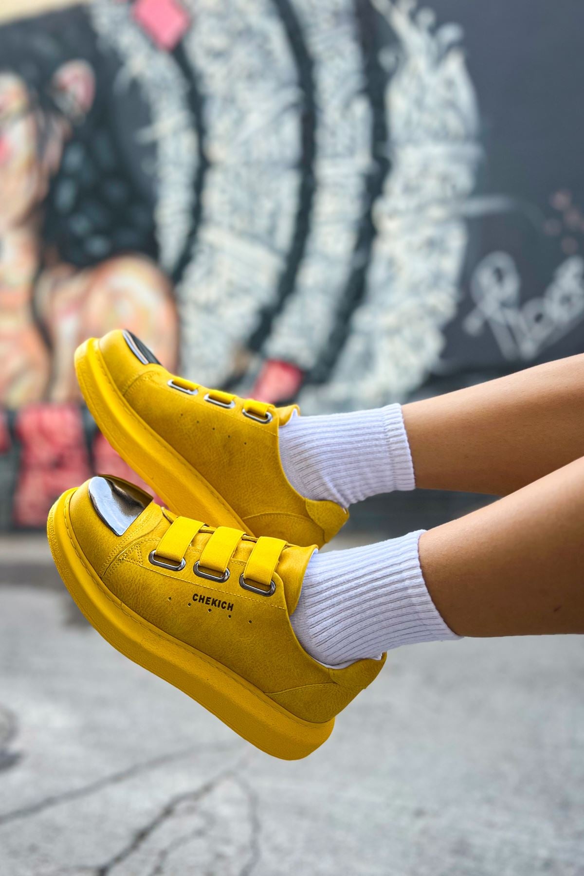 CH251 CRT Mirror Women's Shoes YELLOW - STREETMODE ™