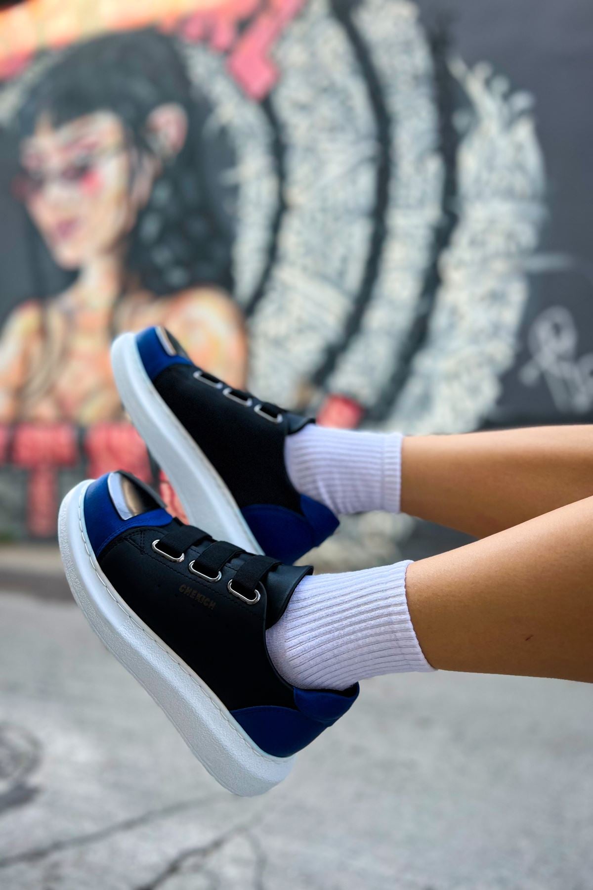 CH251 GBT Mirror Furry Women's Shoes BLACK/SAX BLUE - STREETMODE ™