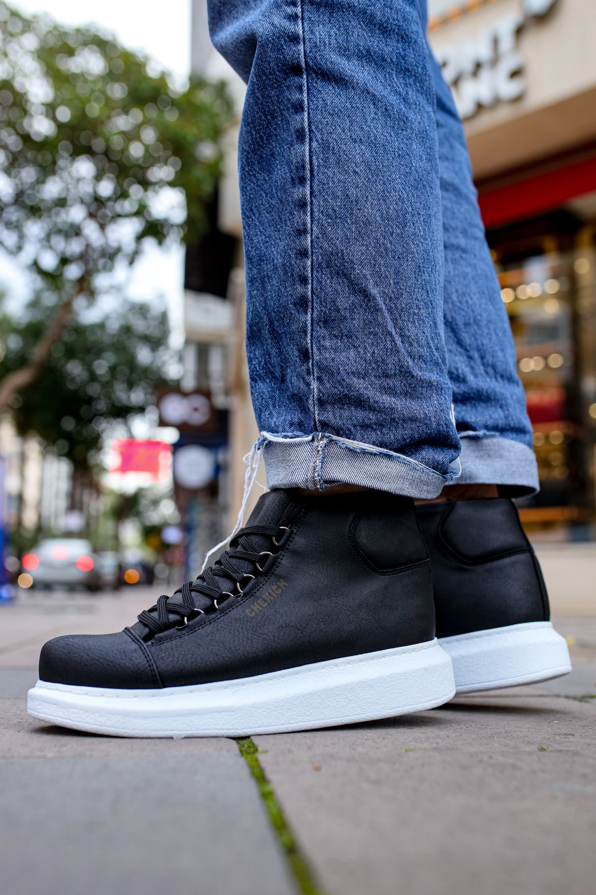 CH258 Men's Black-White Sole Metal Slug Lace-up High Sole Casual Sneaker Sports Boots - STREETMODE ™