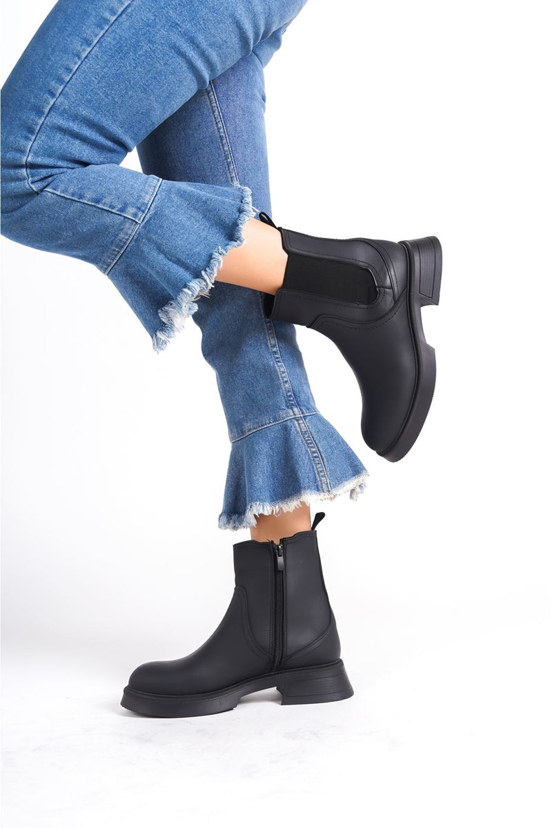 Dalpa Black Women's Boots with Elastic Sides - STREETMODE ™
