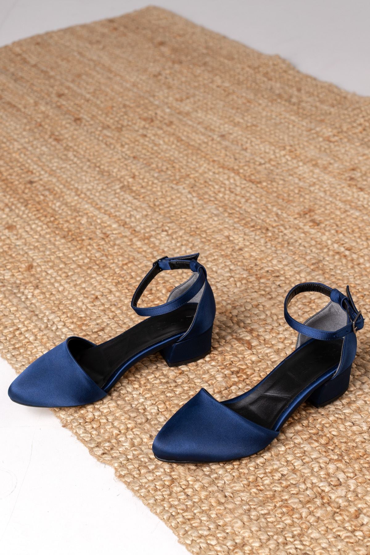 Dary Heeled Navy Blue Satin Detailed Heeled Shoes - STREETMODE ™