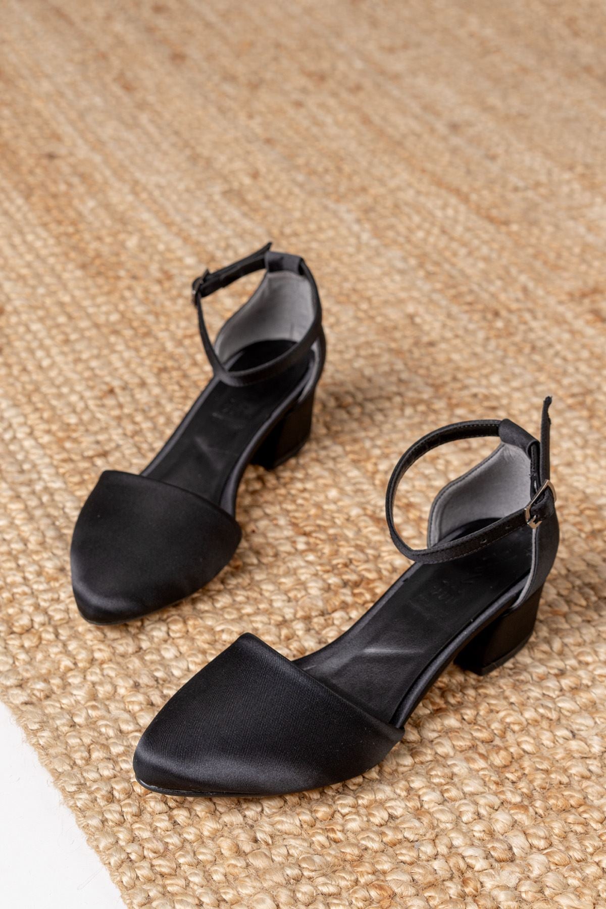 Dary Heeled Black Satin Detailed Heeled Shoes - STREETMODE ™