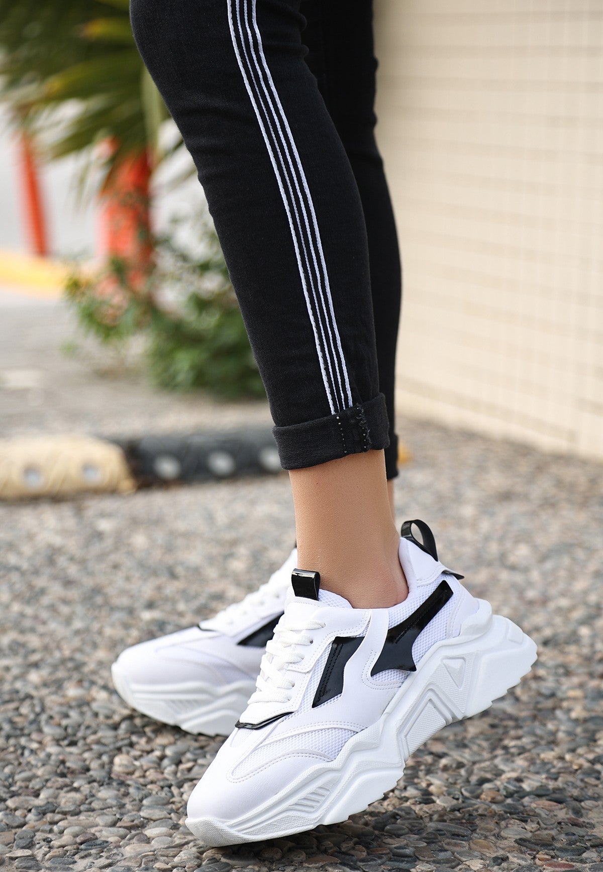 Women's White Leather Black Detailed Lace-Up Sports Shoes - STREETMODE ™