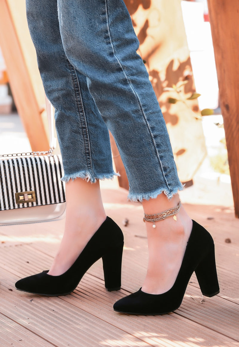Women's Edri Black Suede Heeled Shoes - STREETMODE ™