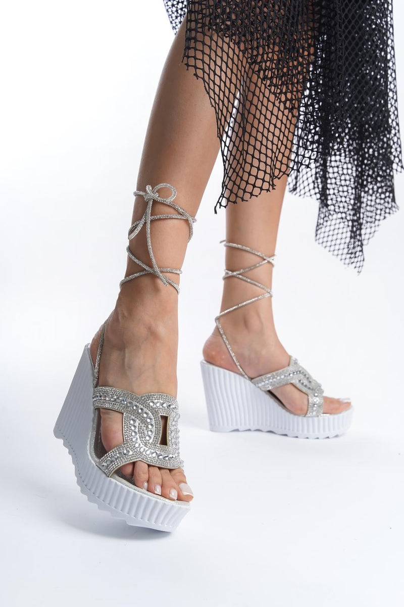 Women's Silver Skin Bead Embroidered Sandals - STREETMODE ™
