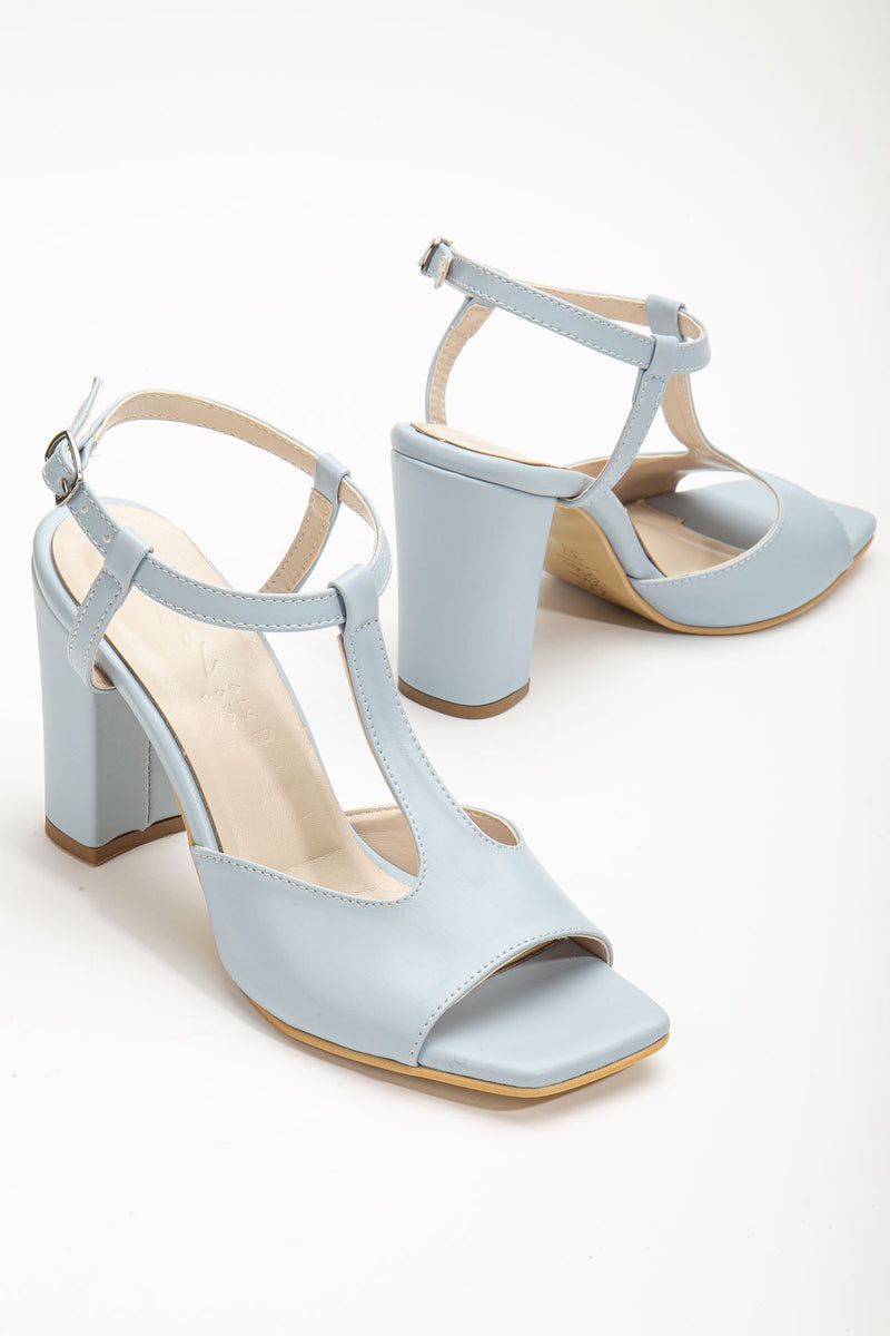 Entela Heeled Baby Blue Skin Blunt Toe Women's Shoes - STREETMODE ™