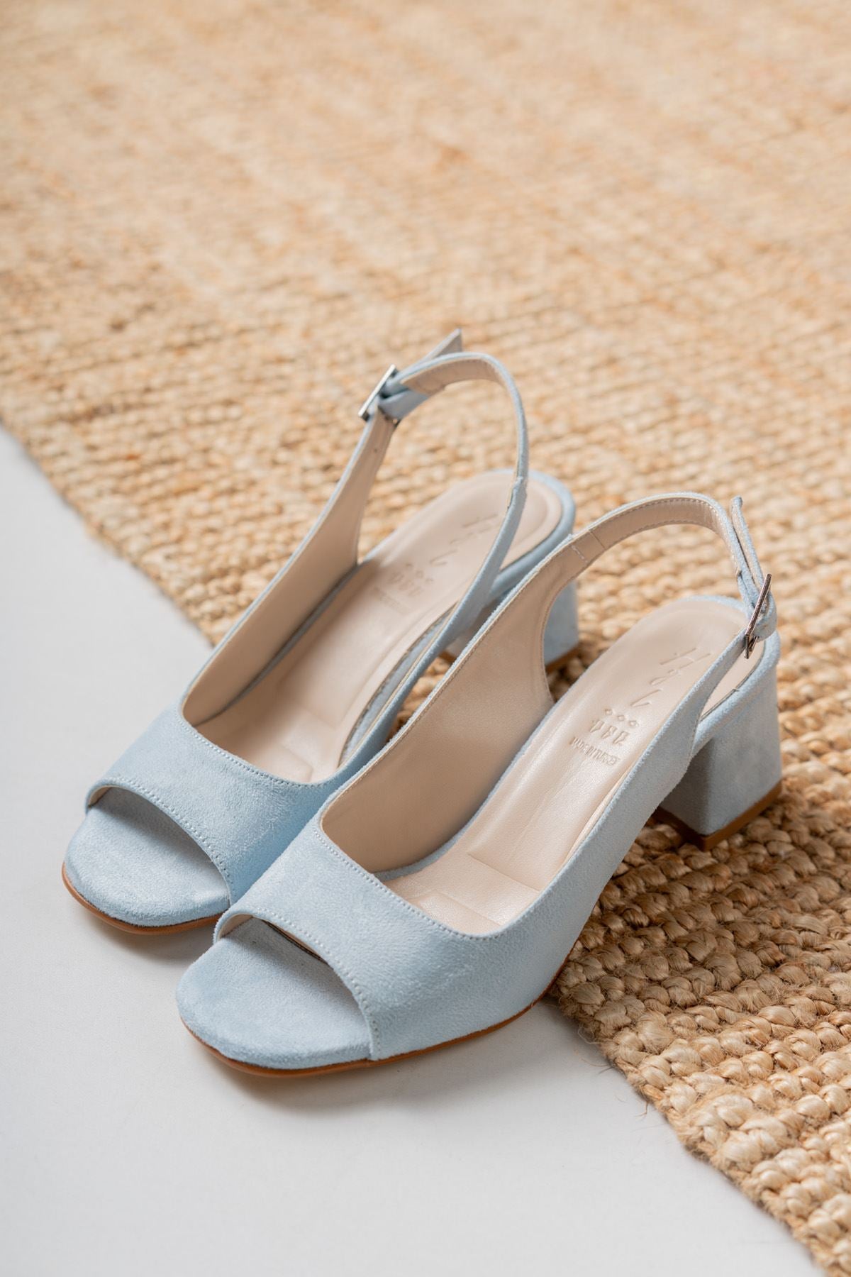 Eriola Baby Blue Suede Detailed Low Heel Women's Shoes - STREETMODE ™