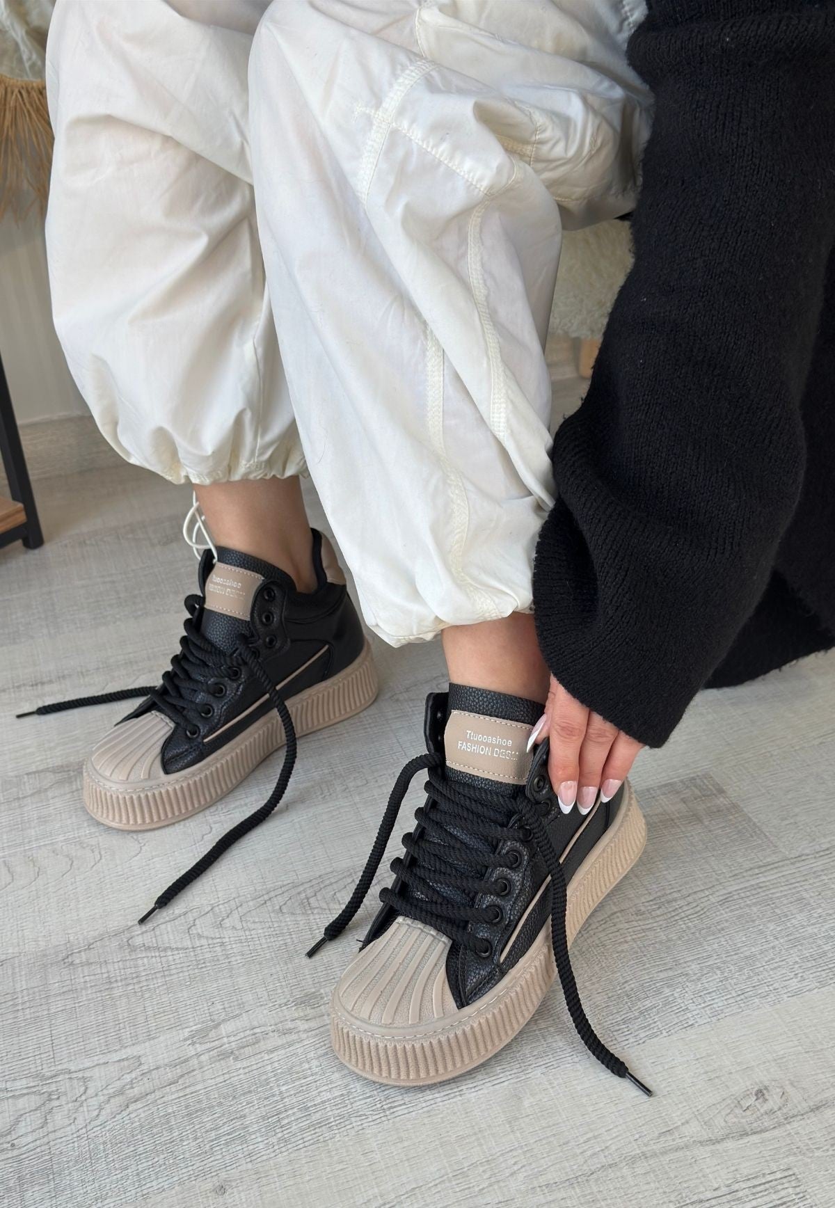 Women's Black Skin Nude Detailed Lace-Up Sneakers