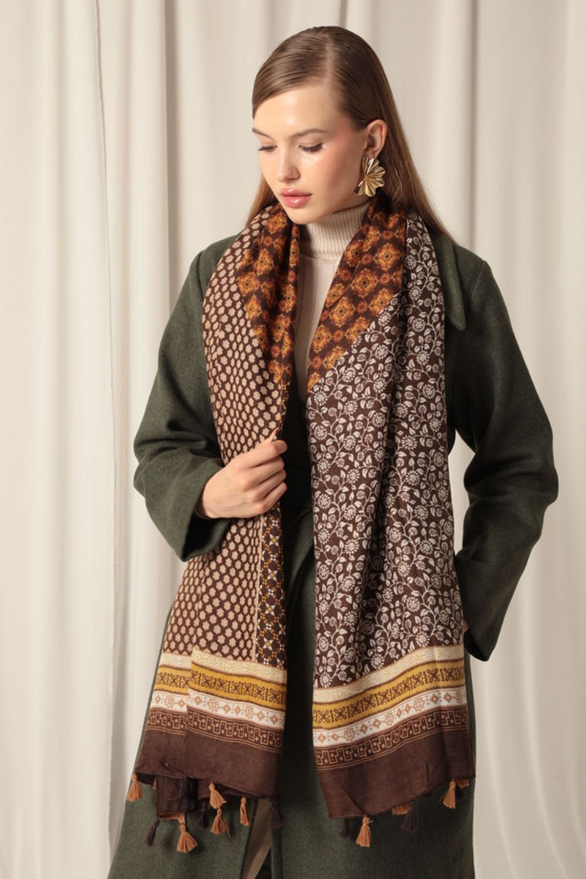 Ethnic Patterned Tassel Women's Camel Shawl - STREETMODE ™