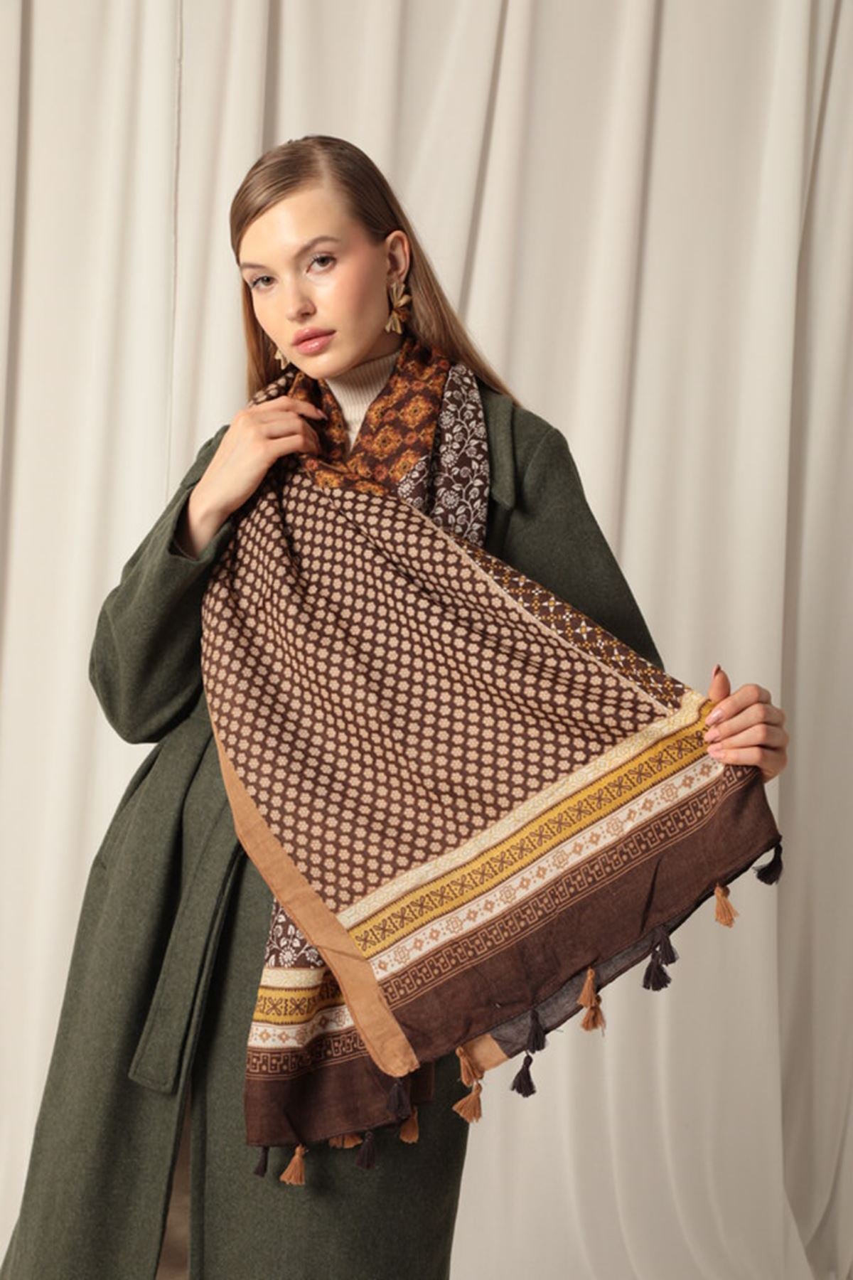 Ethnic Patterned Tassel Women's Camel Shawl - STREETMODE ™