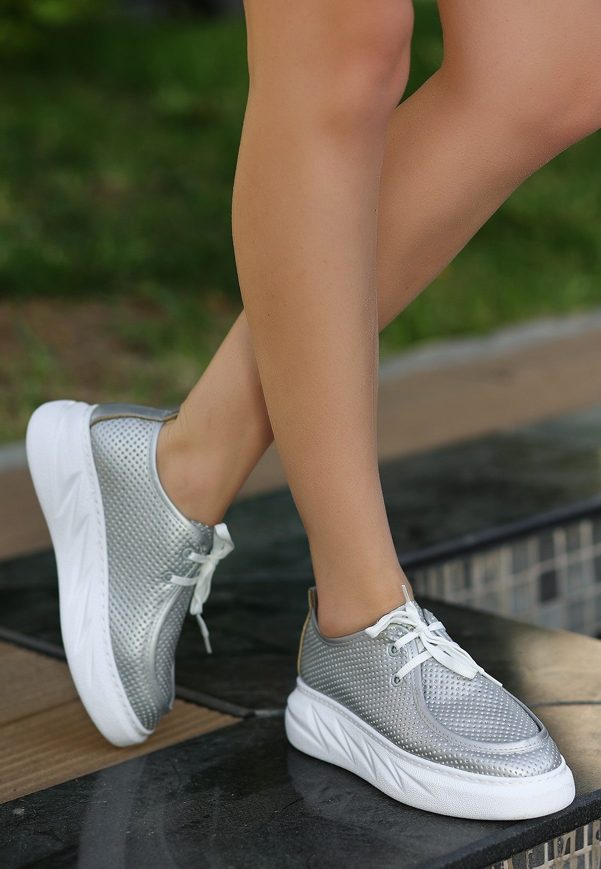 Women's Freya Gray Skin Lace-Up Sports Shoes - STREETMODE ™