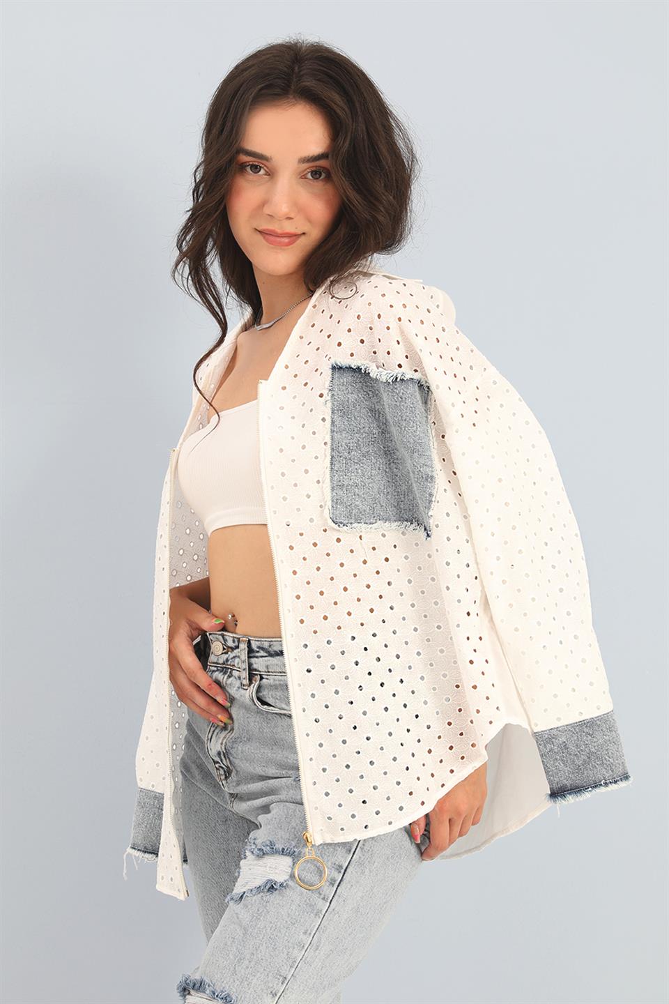 Women's Shirt Embroidered Denim Garnish Floral Pattern - White - STREET MODE ™