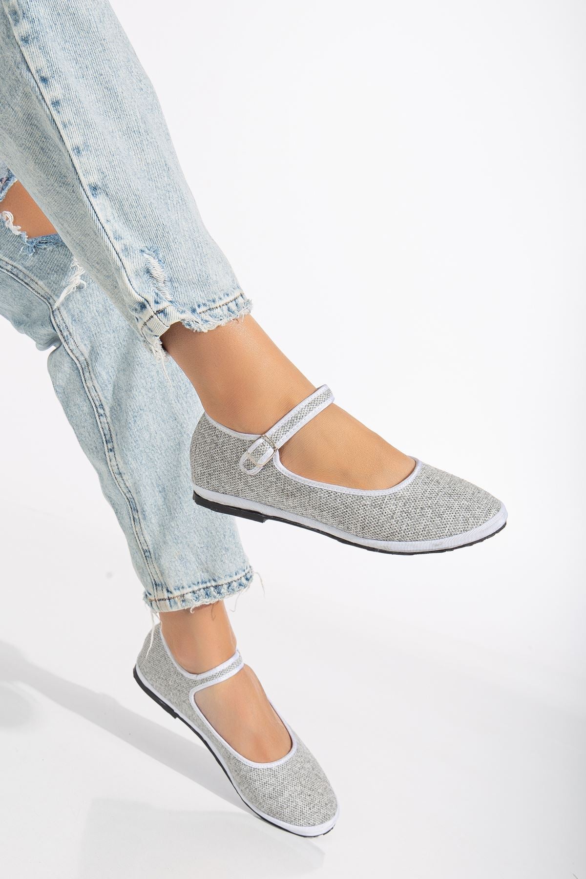 Gray Linen Buckle Detailed Flat Sole Women's Ballerinas