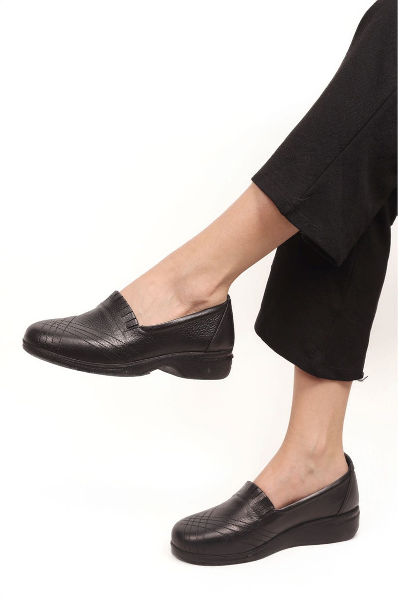 Women's Genuine Leather Daily Use Flexible Comfort Shoes - STREETMODE ™