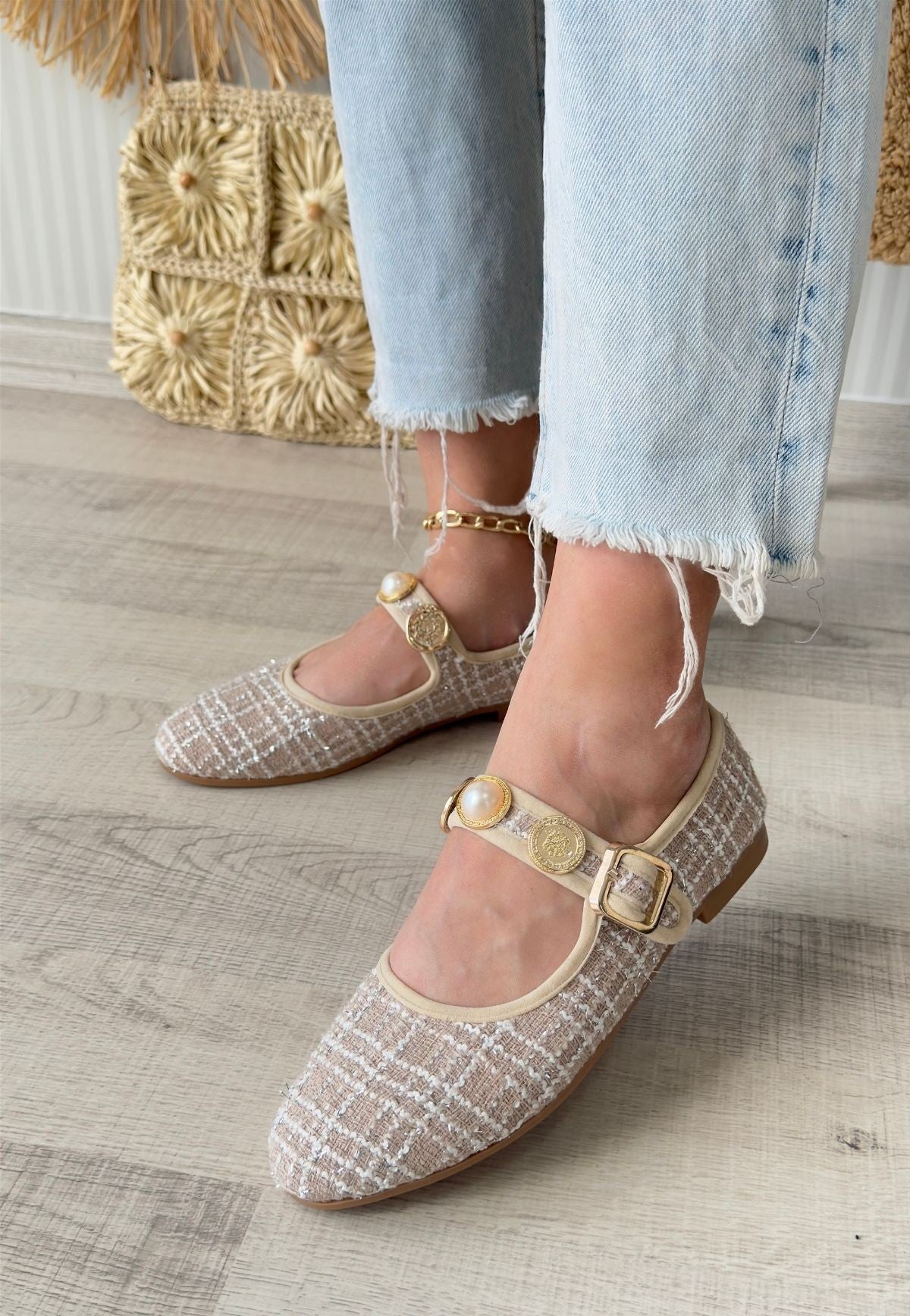 Women's Beige Linen Stoned Ballerina Shoes