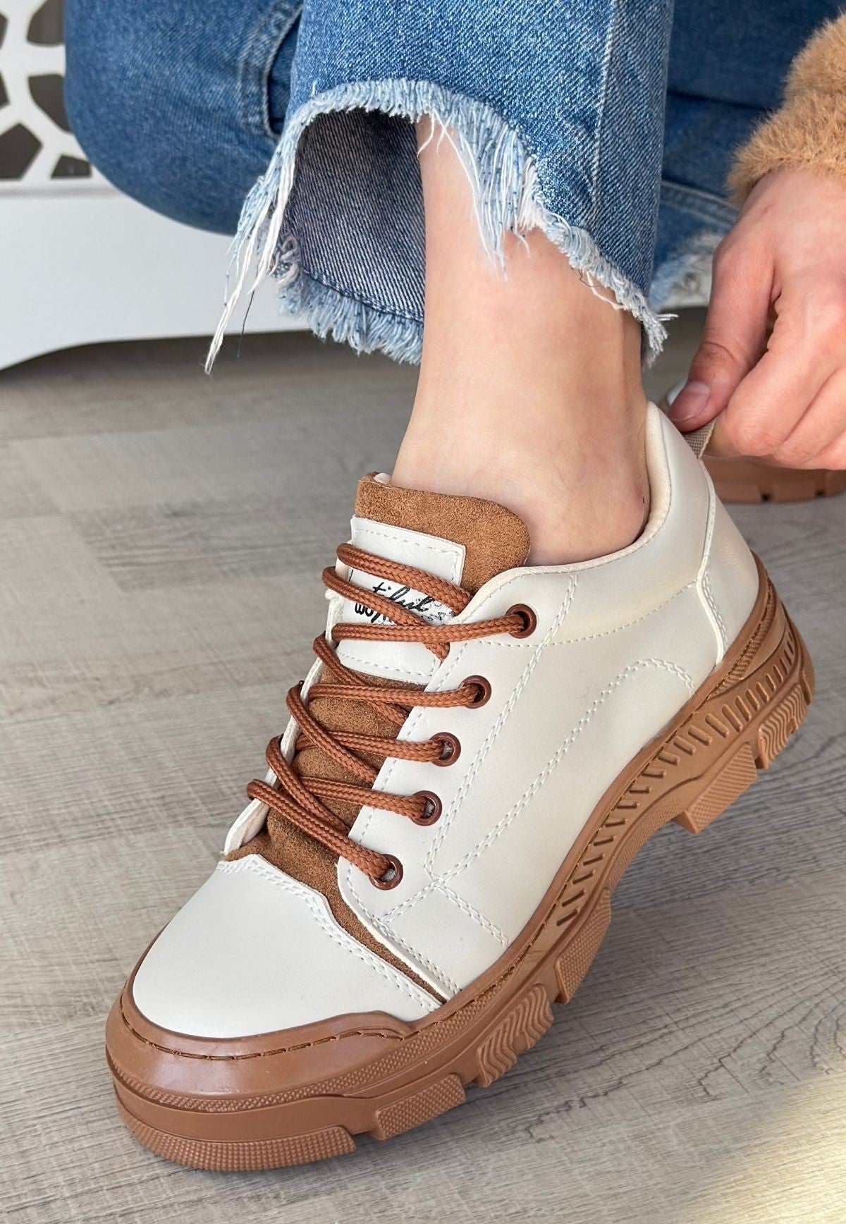 Women's Beige Skin Brown Sole Lace-Up Sneakers