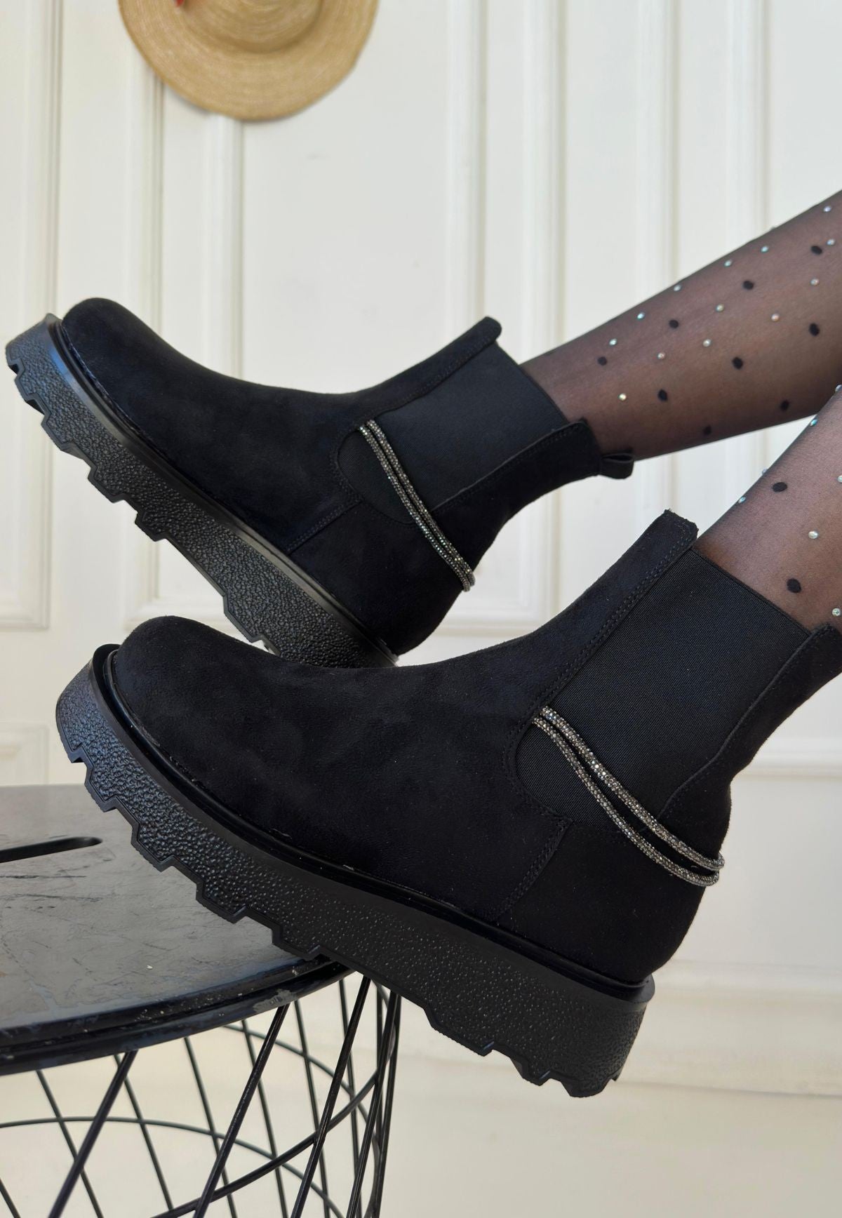 Women's Black Suede Boots - STREETMODE ™