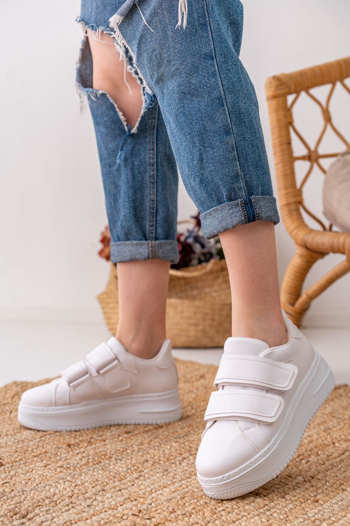 Women's Krasive White Skin Velcro Detailed Thick Sole Sneakers Shoes - STREETMODE ™