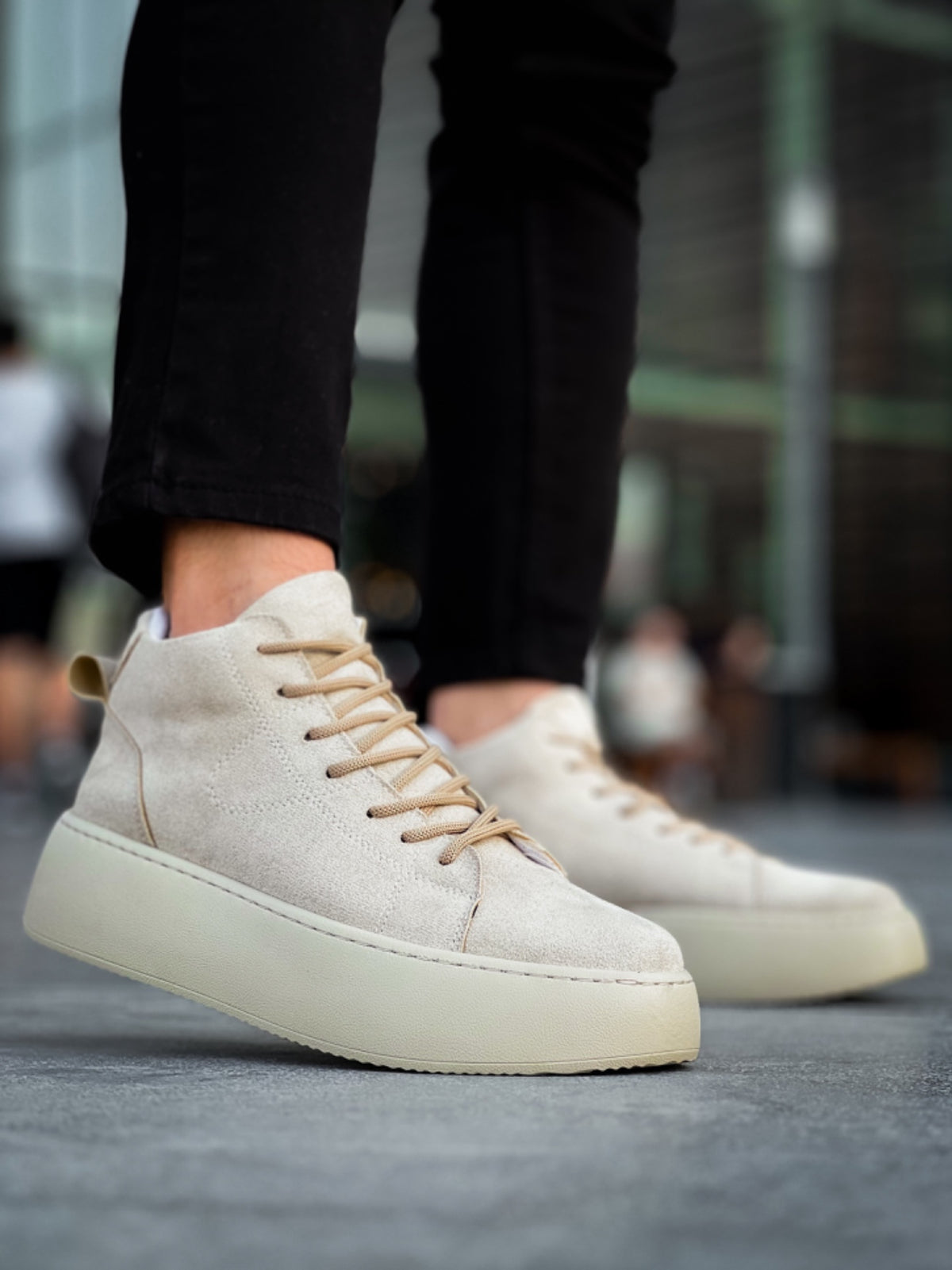 LE10 Laced Men's High Sole Imported Suede Cream Sports Boots