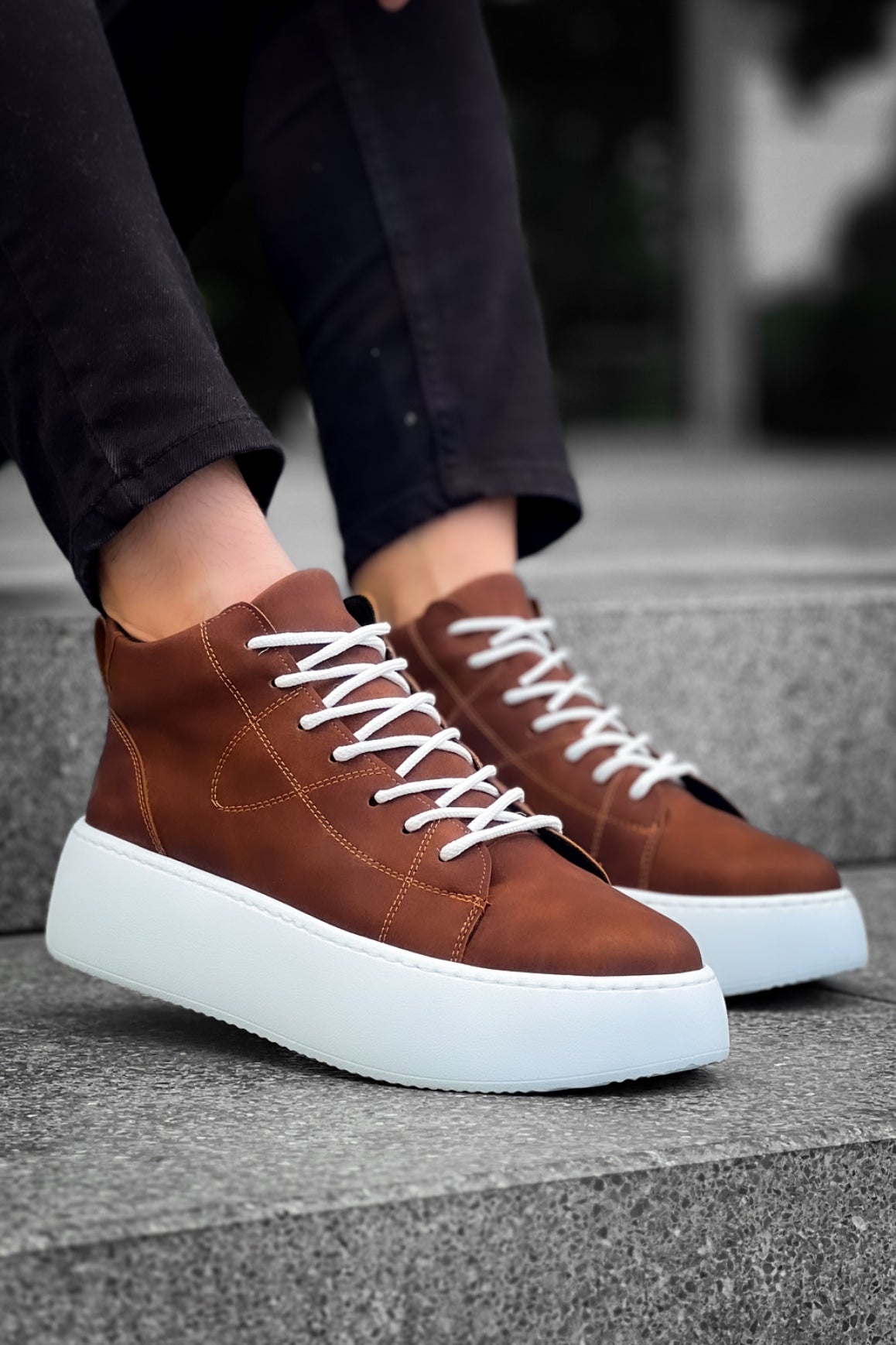 LE10 Lace-Up Men's High Sole Tan Leather Sports Boots