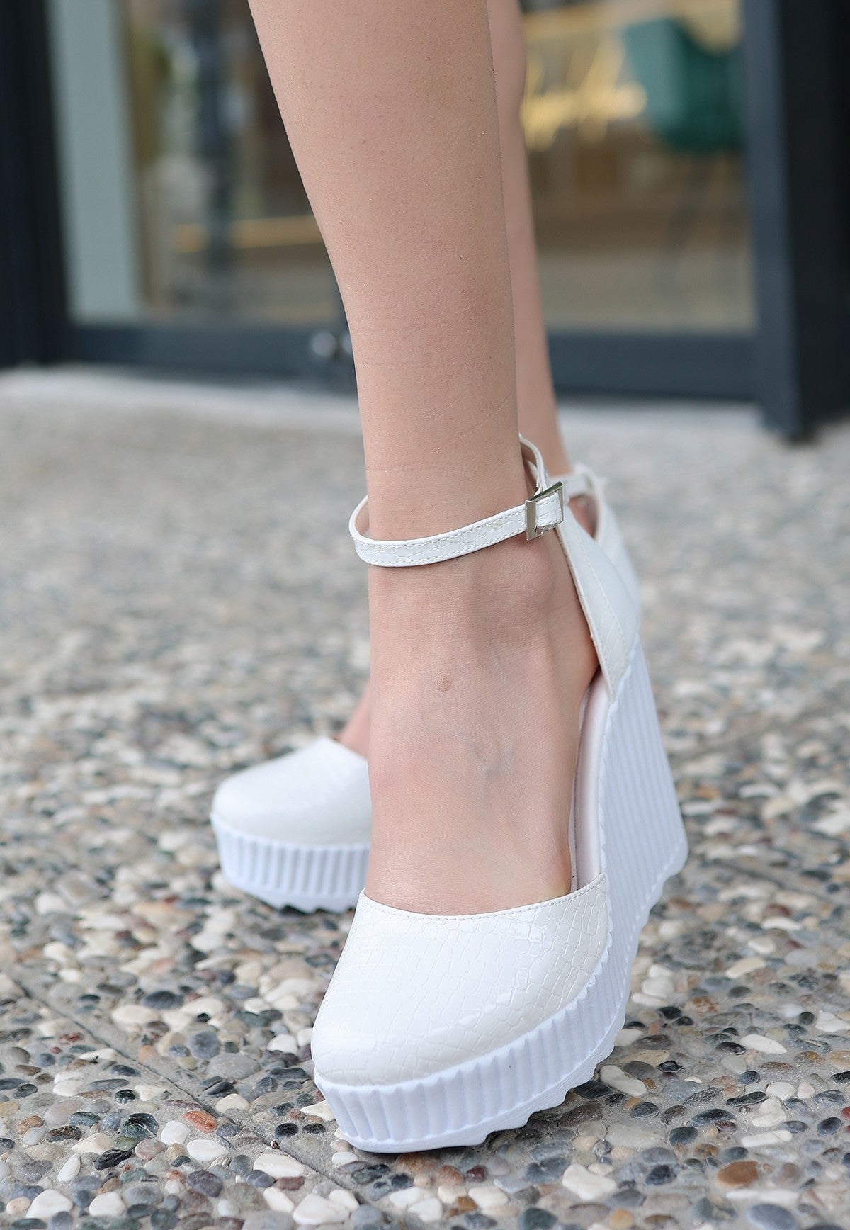 Women's Leone White Patent Leather Wedge Heel Shoes - STREETMODE ™
