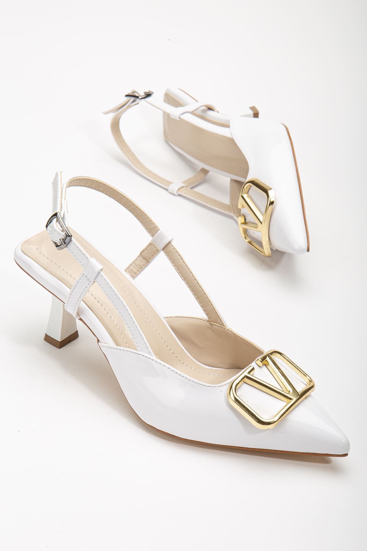 Women's Lianne White Patent Leather Buckle Detailed Thin Heeled Shoes - STREETMODE ™