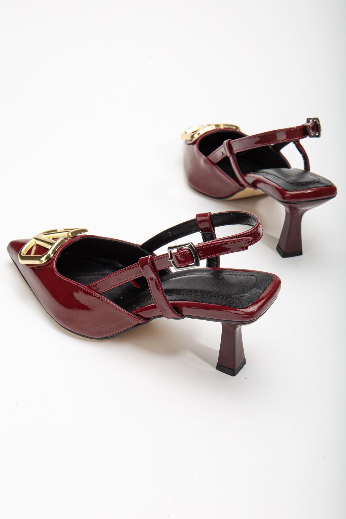 Lianne Burgundy Patent Leather Buckle Detailed Thin Heeled Shoes - STREETMODE ™