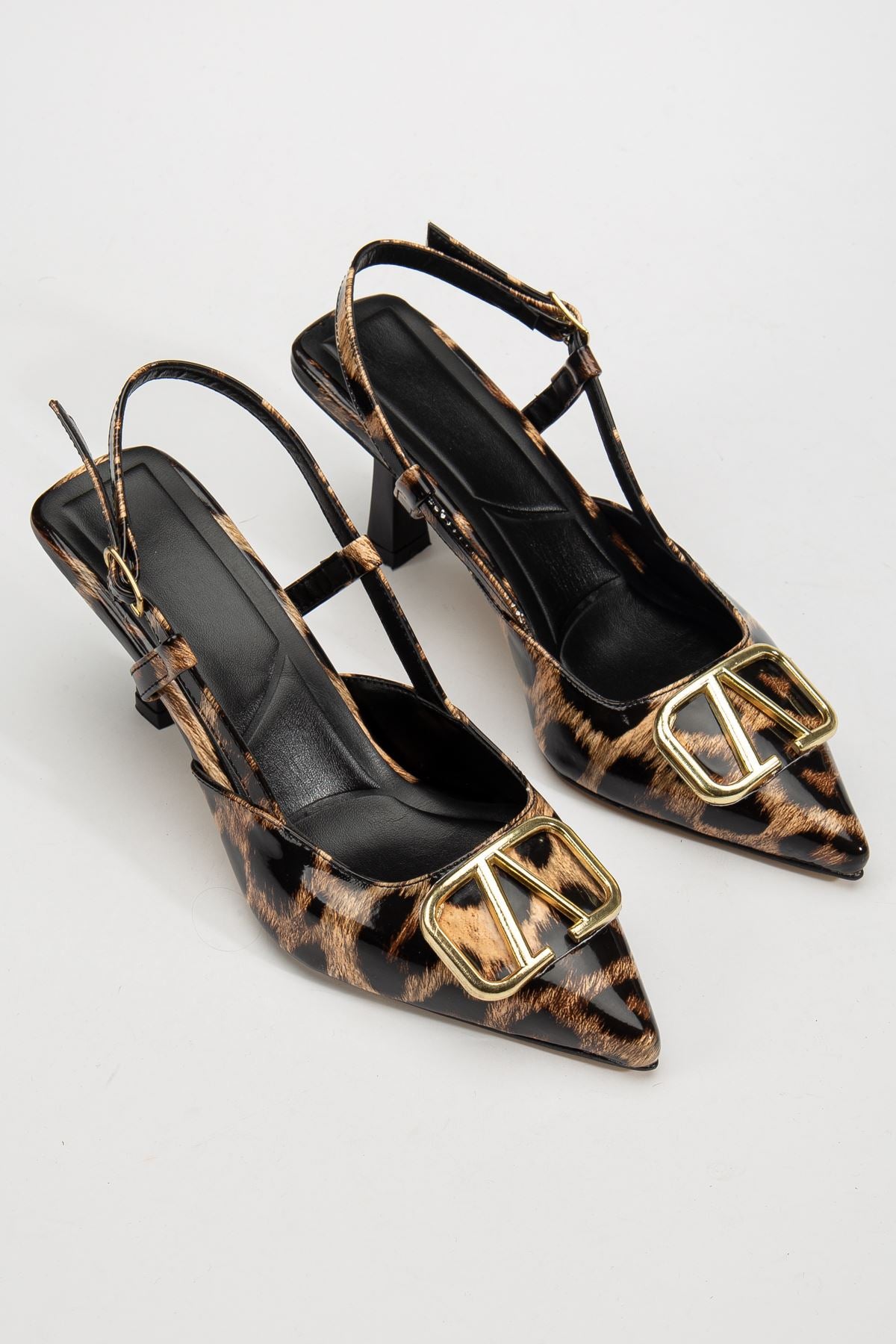 Women's Leopard Patent Leather Buckle Detailed Thin Heeled Shoes - STREETMODE ™