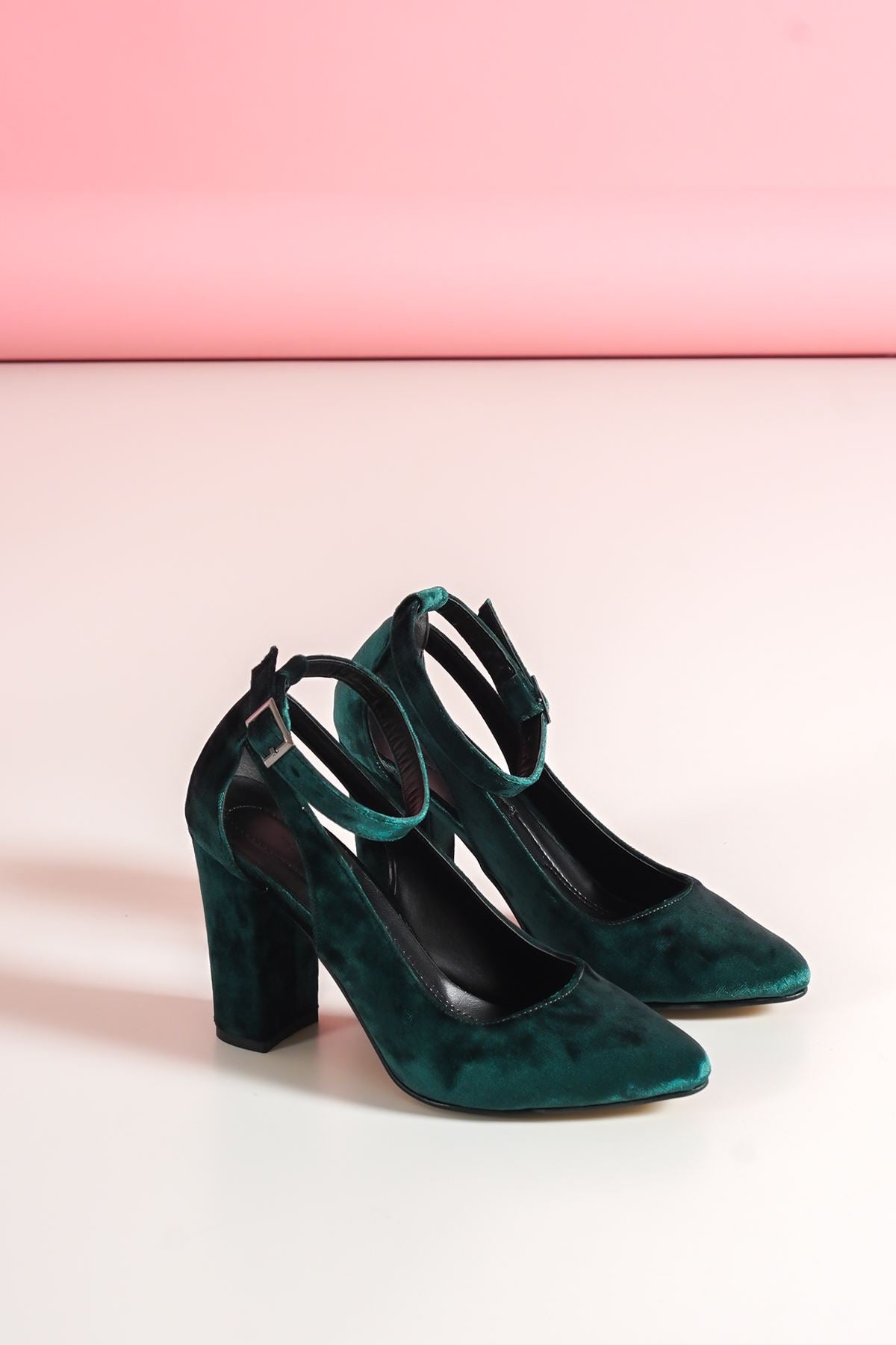 Women's Lillian Heeled Khaki Velvet Shoes - STREET MODE ™