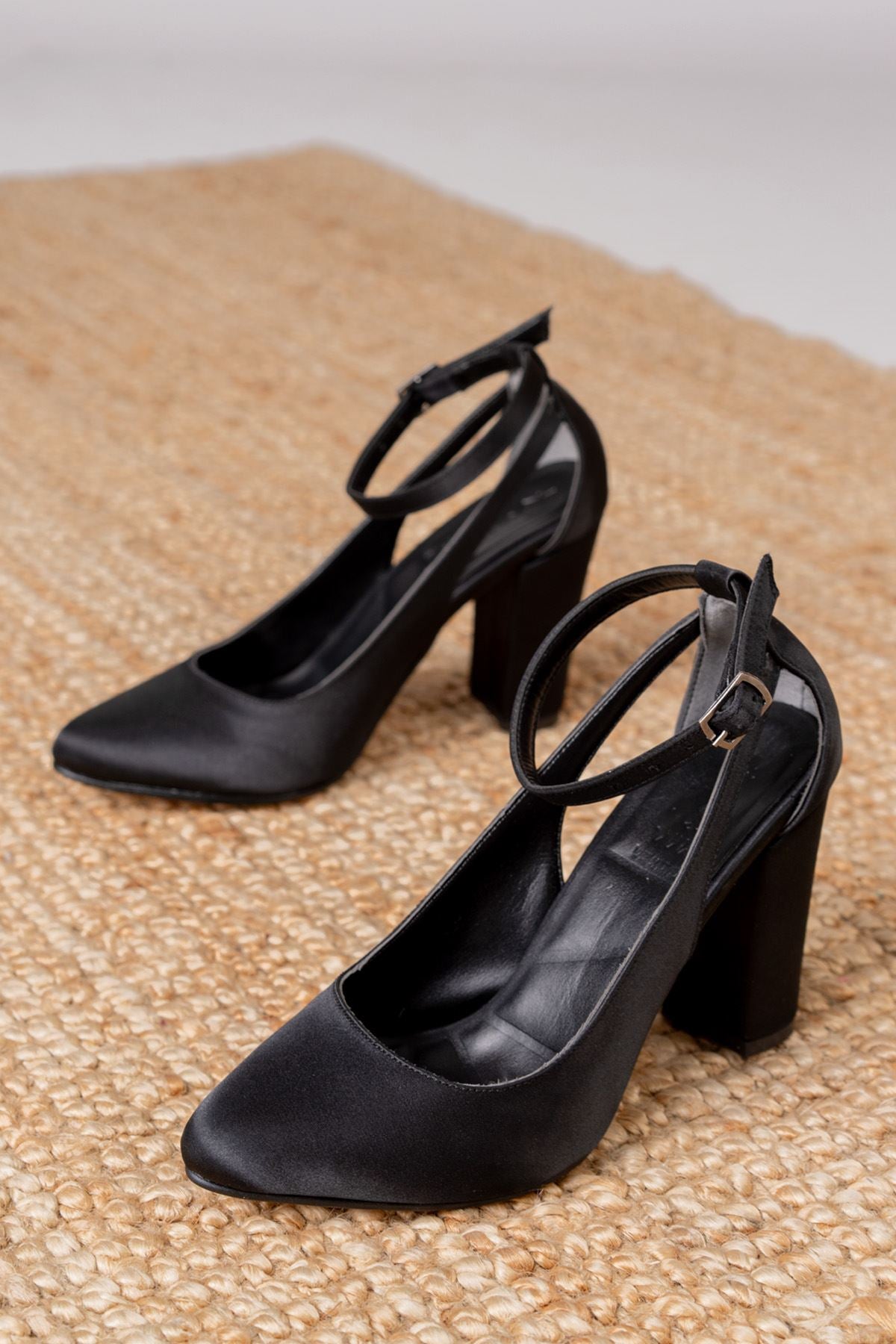 Lillian Heels Black Satin Heels Women's Shoes - STREETMODE ™