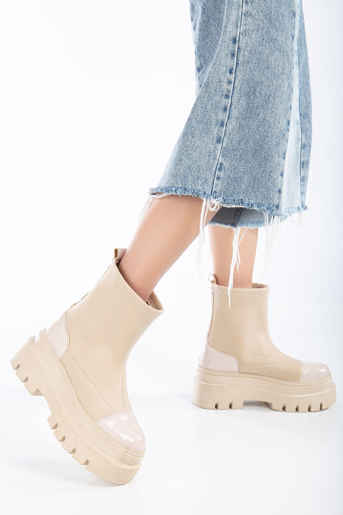 Cream Scuba Women's Boots - STREETMODE ™