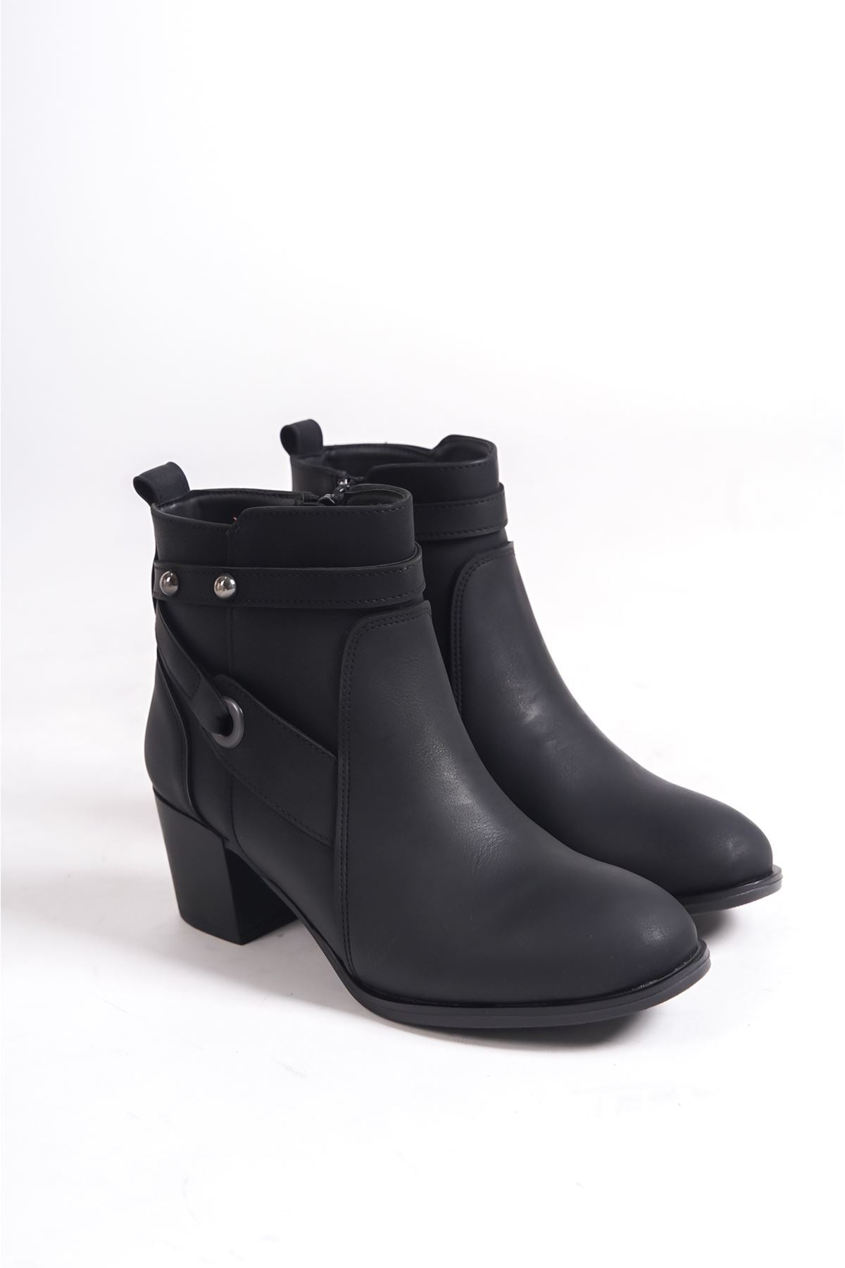 Lorin Black Thick Heeled Women's Boots