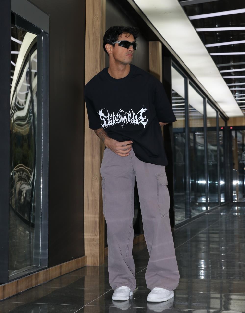Men's made Oversize Words Black T-Shirt