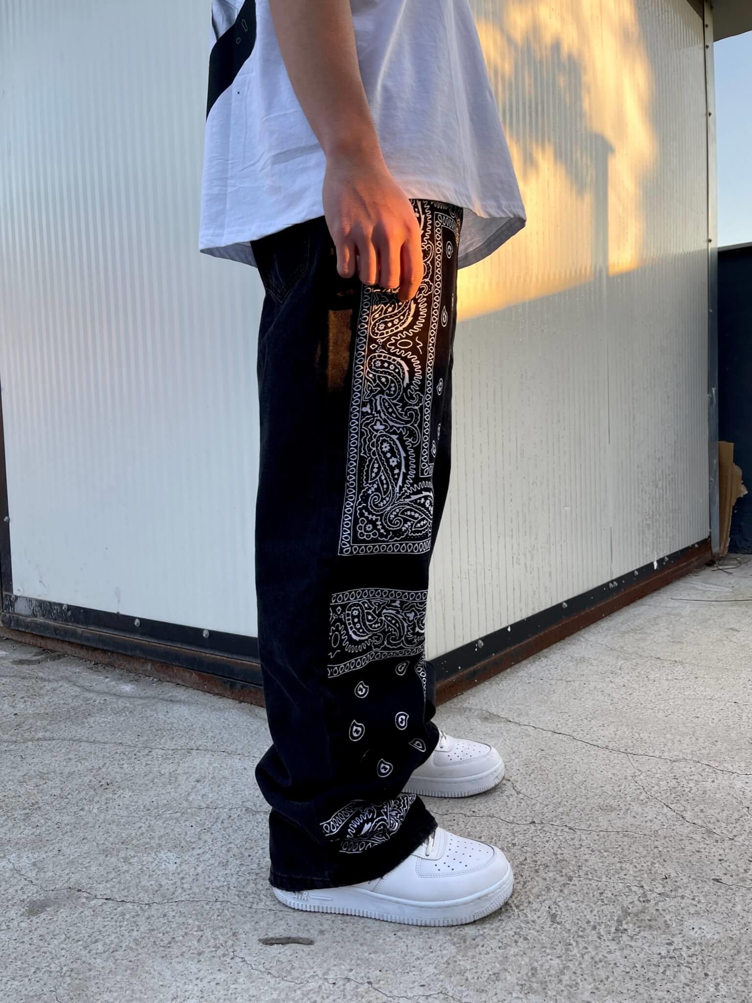 how to tie bandana on pants