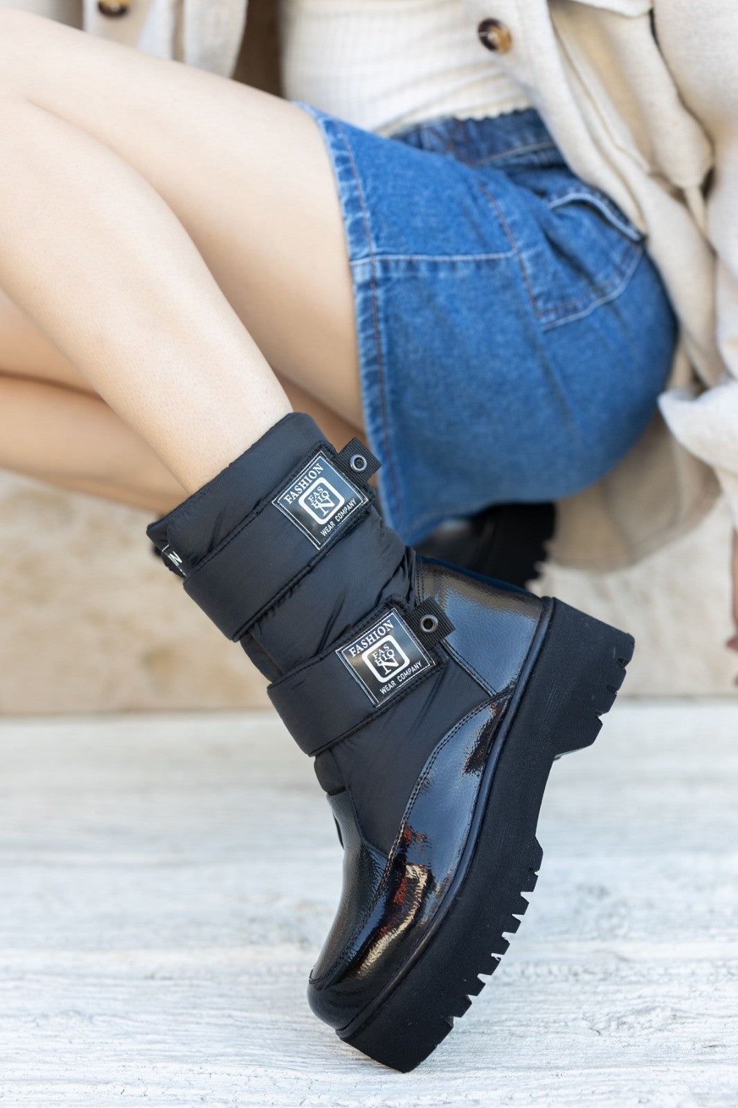 Women's Miah Black Patent Leather Snow Boots - STREETMODE ™
