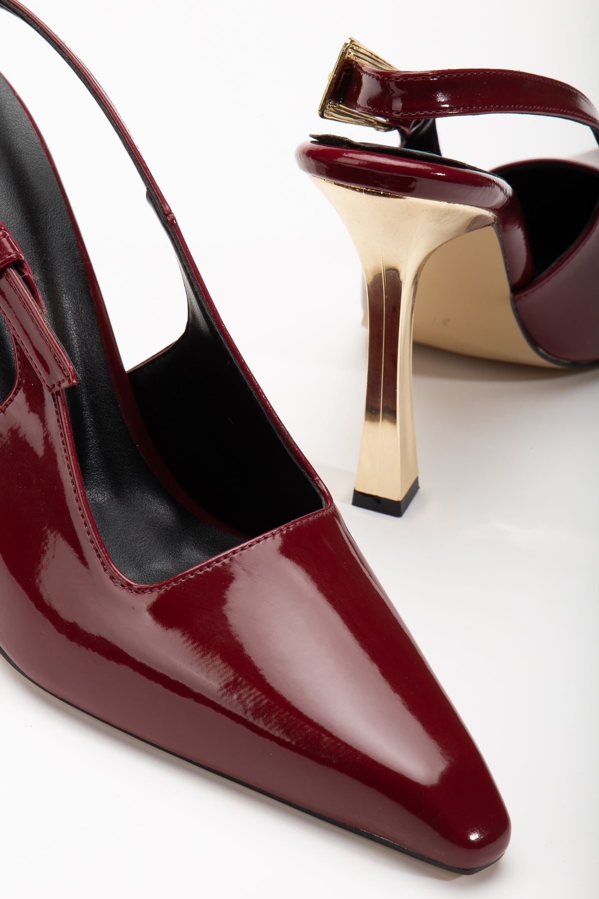 Minni Claret Red Patent Leather Gold Detailed Blunt Toe Women's Heeled Shoes - STREETMODE ™