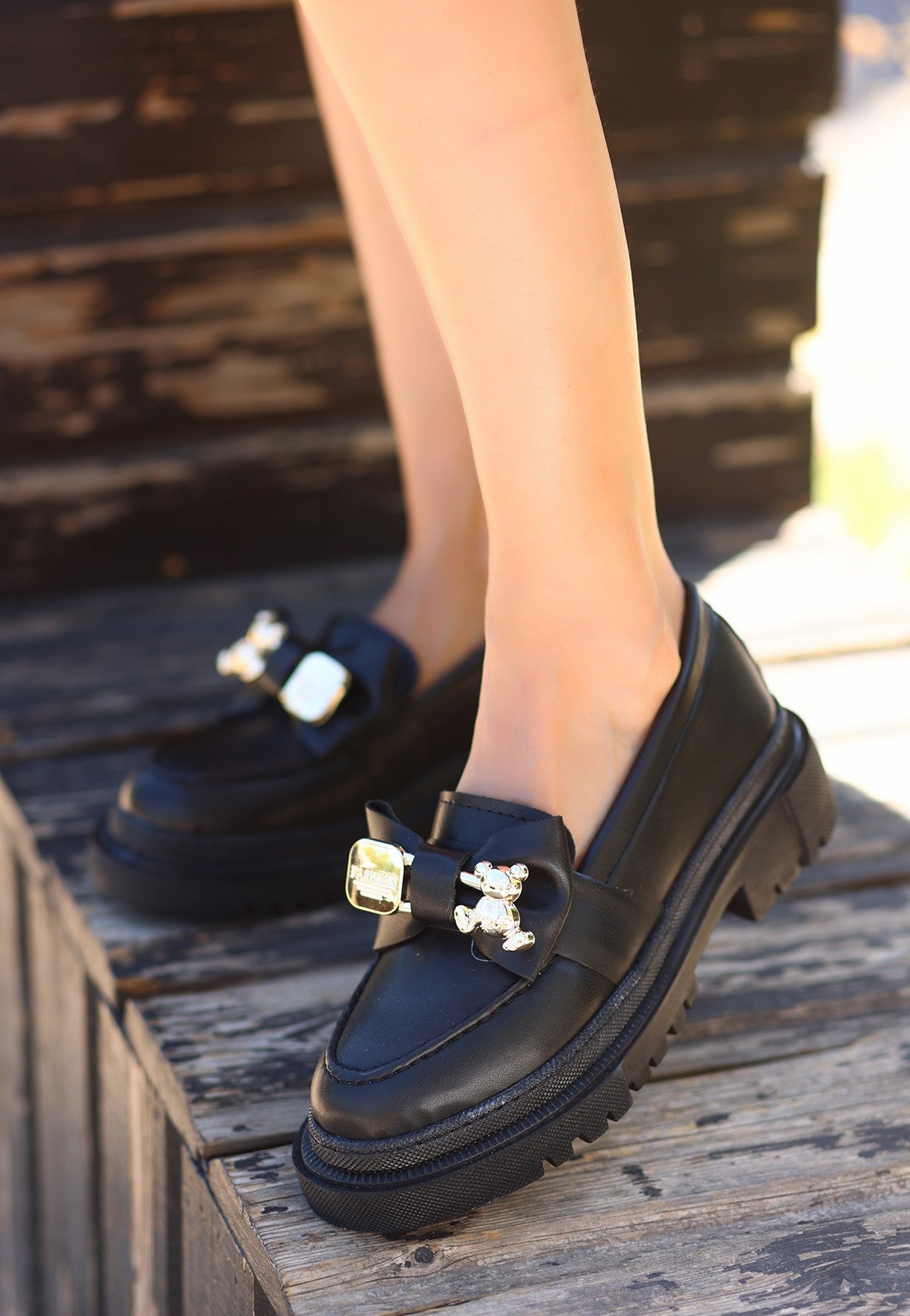 Women's Monda Black Leather Shoes - STREETMODE ™