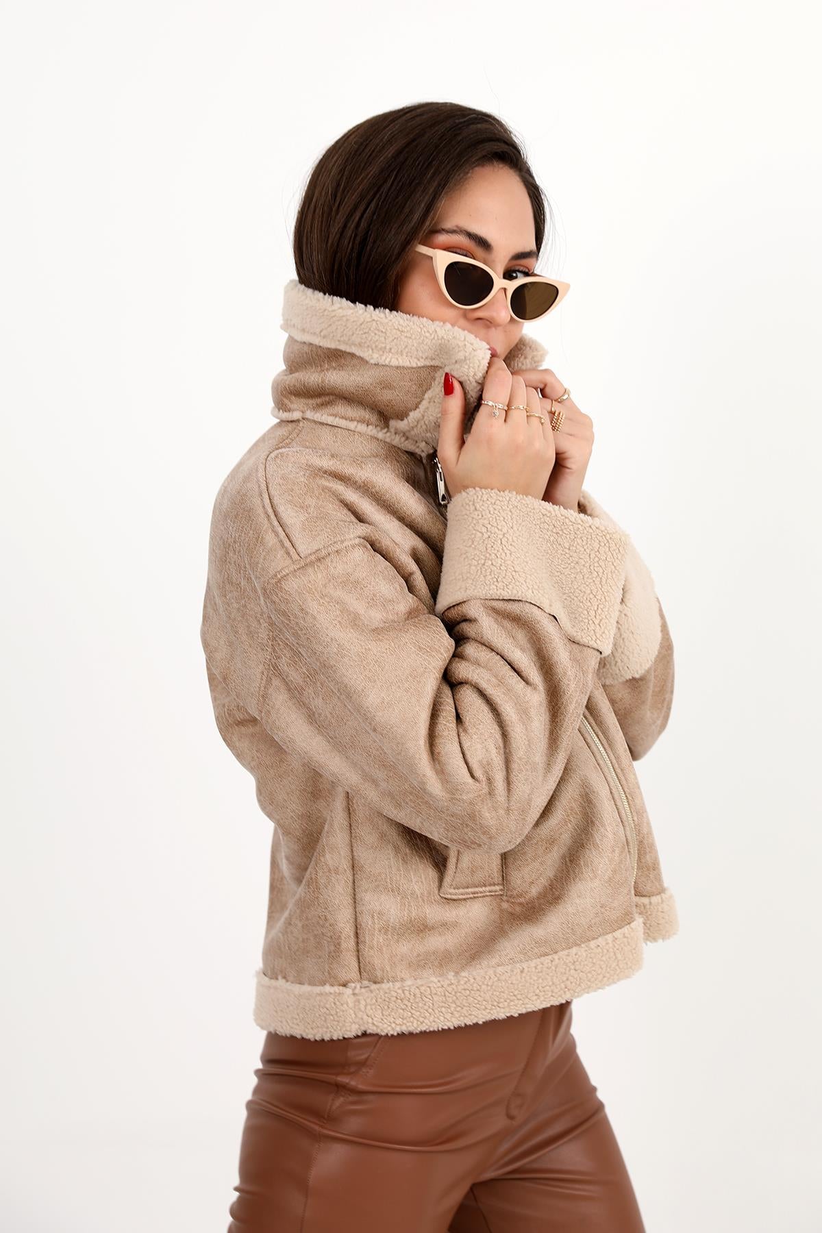 Women's Coat Sleeve Folded Suede Plush - Beige - STREETMODE ™