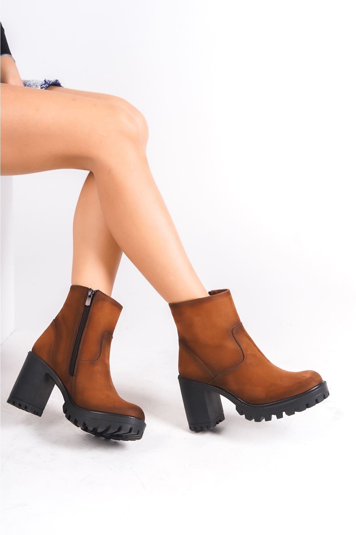 Nawen Tan Zippered Women's Heeled Boots - STREETMODE ™