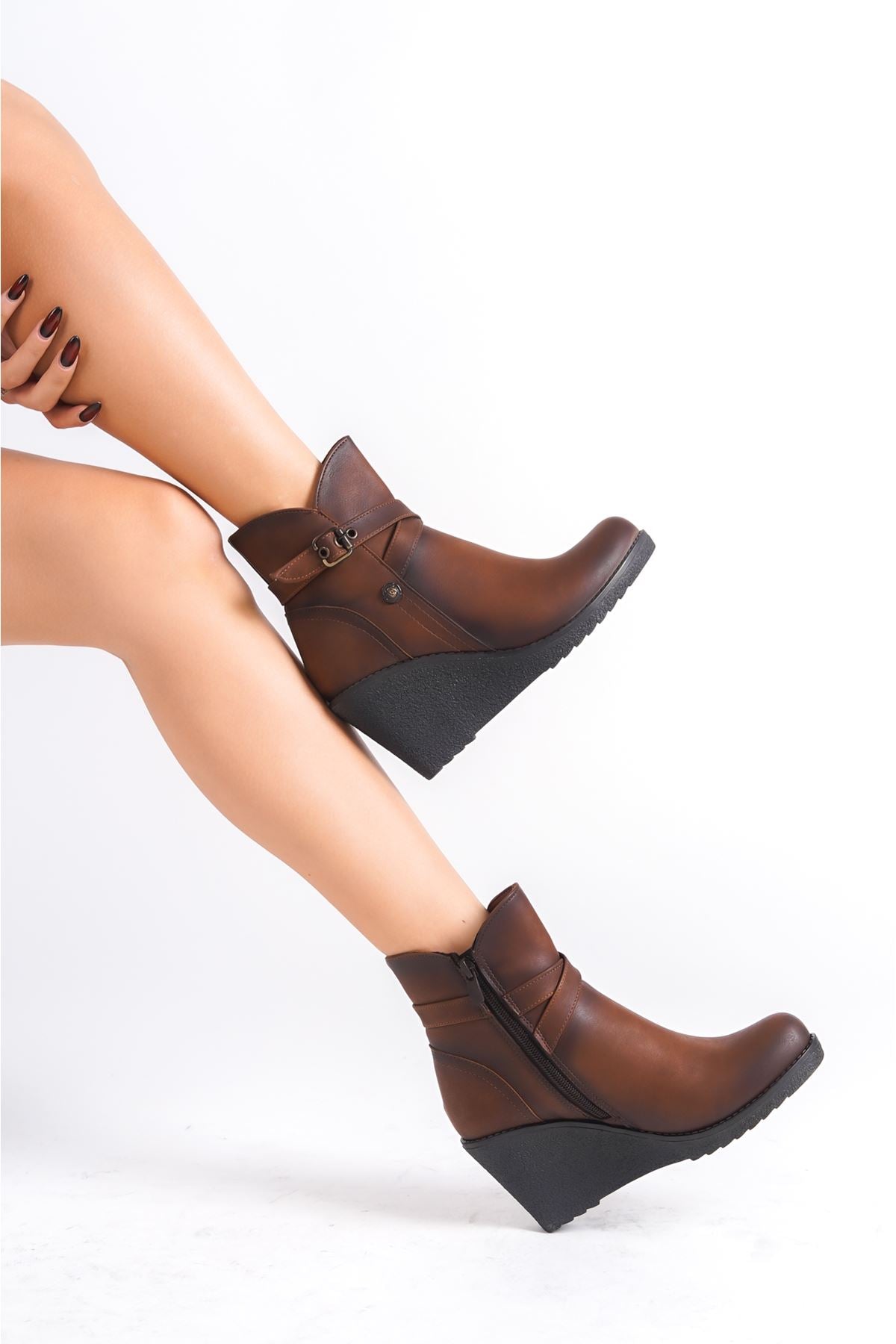 Nefla Wedge Sole Heeled Zippered Women's Boots - STREETMODE ™