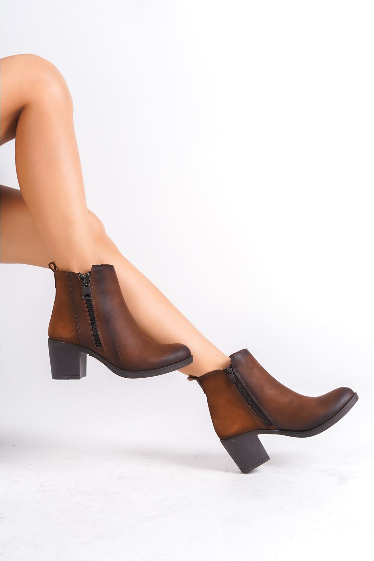 Nehar tan thick heeled women's boots - STREETMODE ™