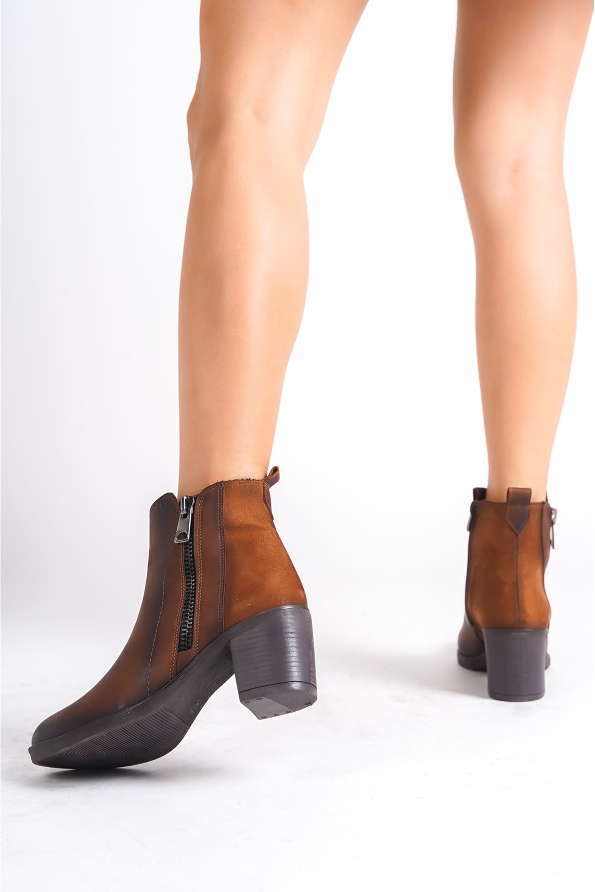 Nehar tan thick heeled women's boots