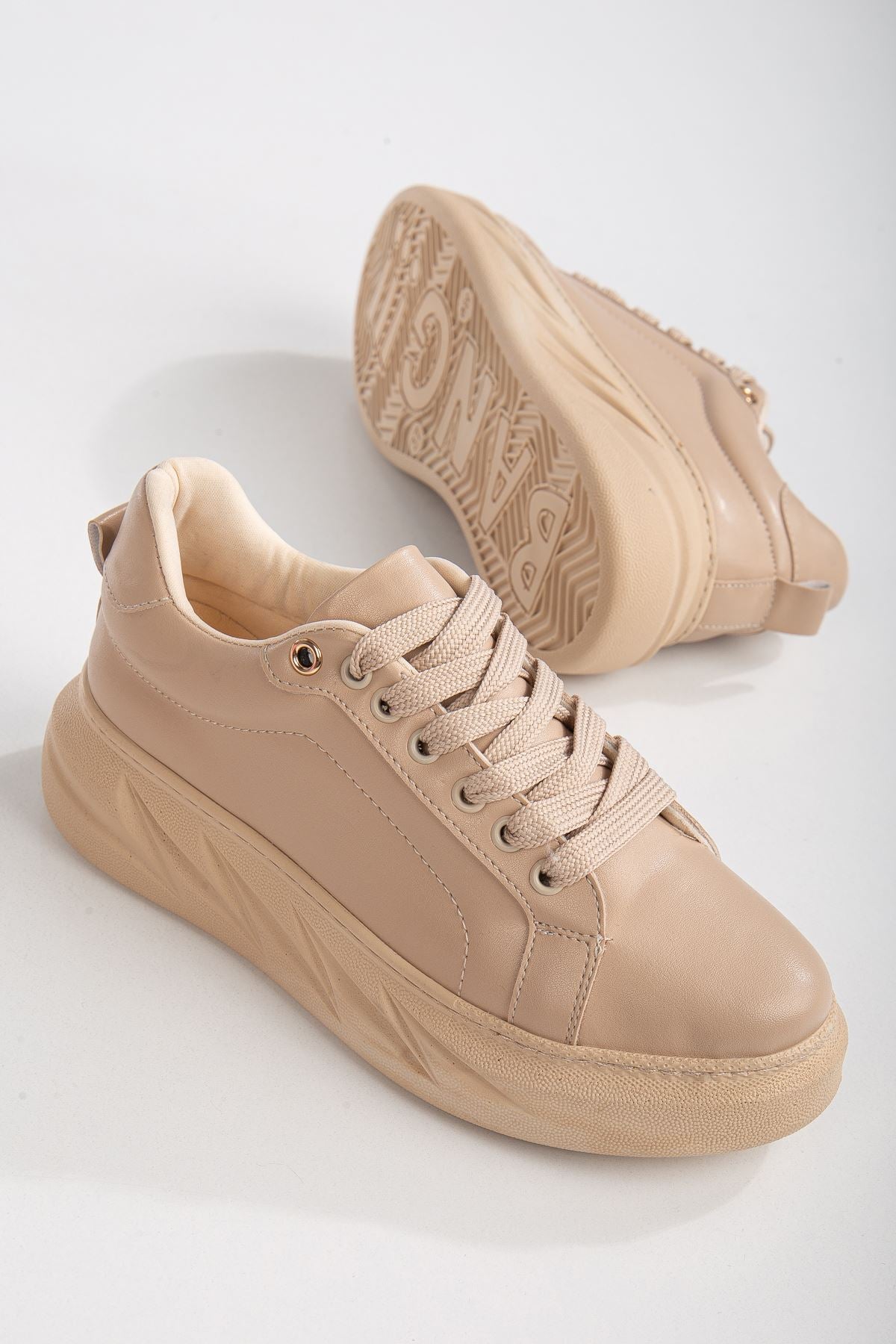 Women's Nerina Nude Skin Thick Sole Detailed Sneakers - STREETMODE ™