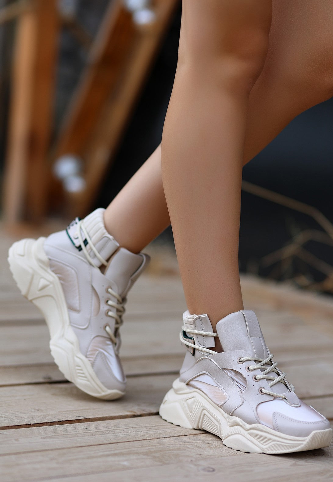 Women's Nolli Skin Laced Sneakers Boots - STREETMODE ™