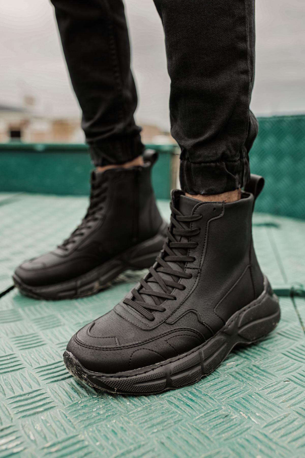 CH077 Men's Full Black Casual Sneaker Sports Boots - STREETMODE ™