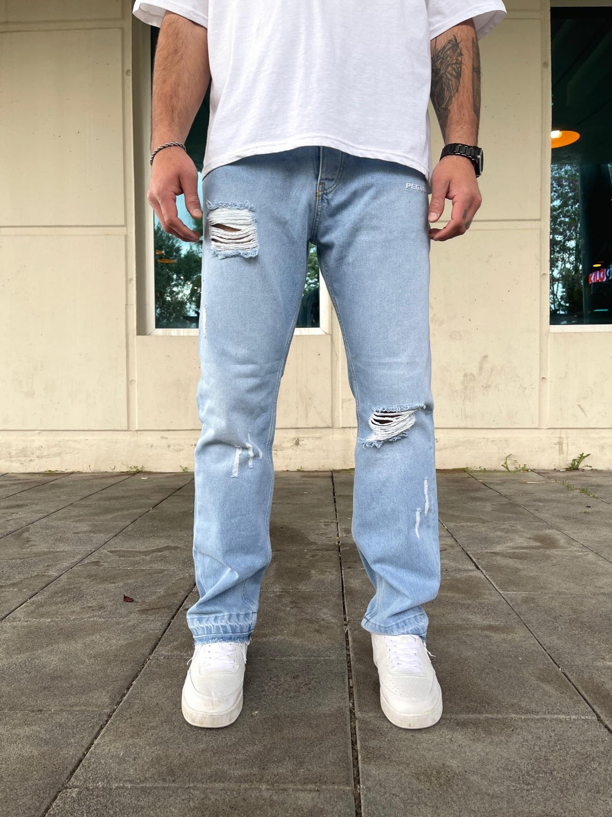 Men's Distressed Baggy Light Blue Jeans - STREETMODE ™