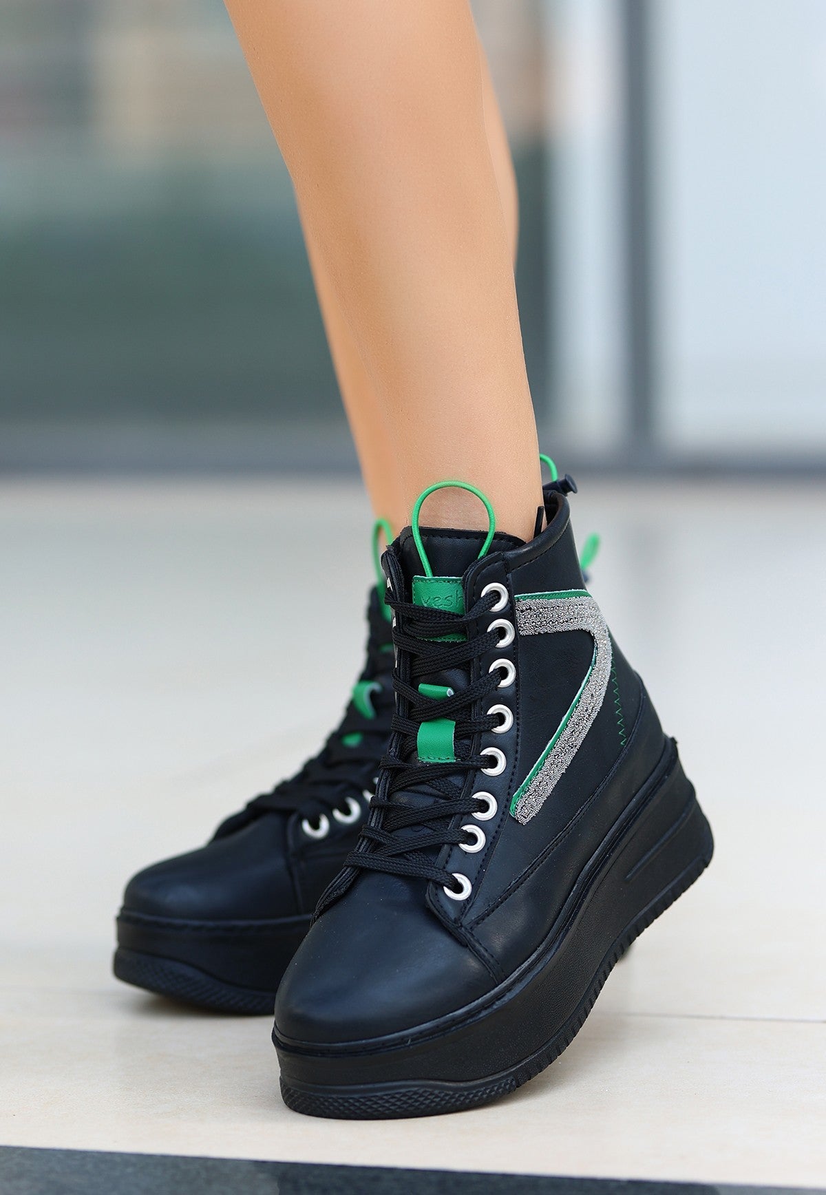 Women's Pone Black Skin Green Detailed Lace Up Boots - STREETMODE ™