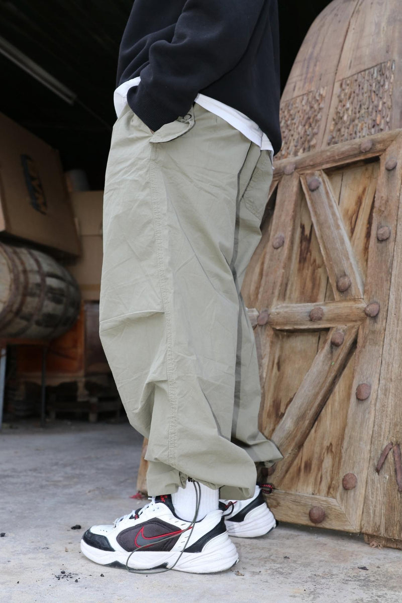 Men's Premium Parachute Starry Patchwork Trousers - STREETMODE ™